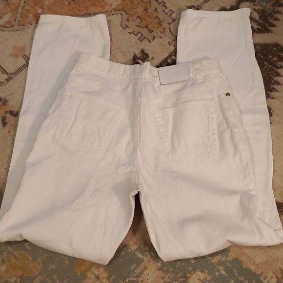 Sold unavailable  - Picture 4 of 6